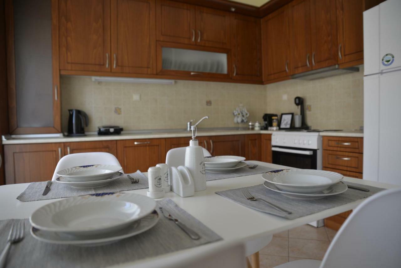 Yellow Fresh Apartment-City Center Alexandroupoli Exterior photo