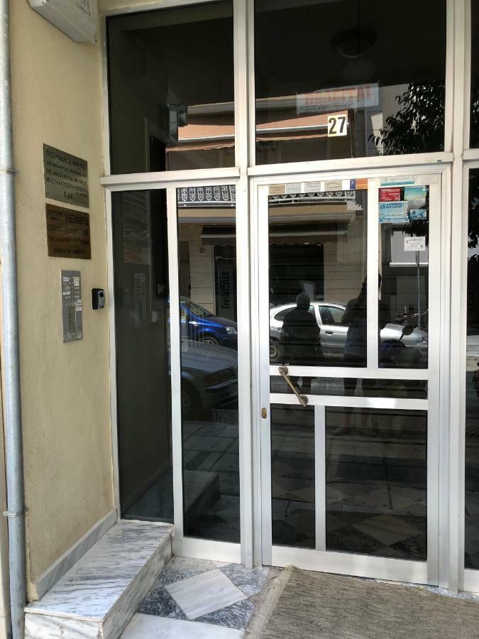 Yellow Fresh Apartment-City Center Alexandroupoli Exterior photo